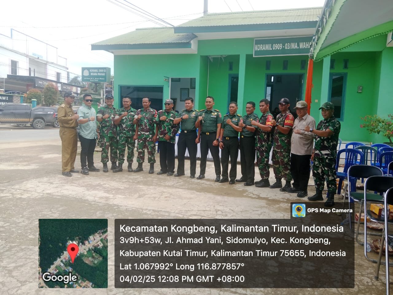 Foto: Acara serah terima jabatan Komandan Koramil 0909-03 Muara Wahau dari Kapten Arh Asep Supriyatna kepada Lettu Inf Bagus Aji Suryanata Kusuma, dihadiri berbagai pejabat dan tokoh masyarakat.