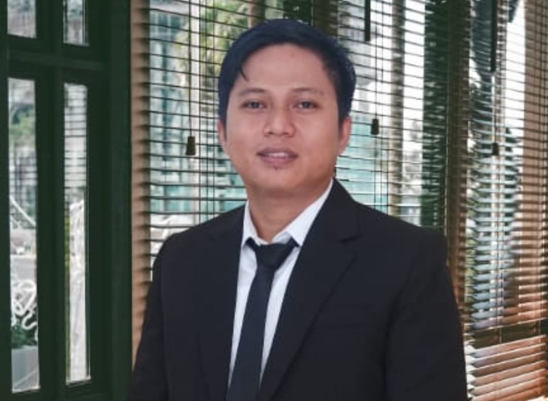 Alex A. Putra, seorang advokat