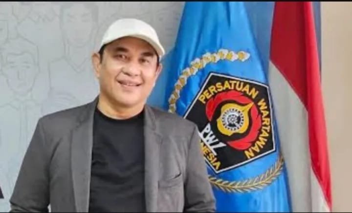 Ketua Umum PWI Pusat Zulmansyah Sekedang memberikan klarifikasi soal kepemimpinan PWI dan pentingnya Kongres Persatuan di Jakarta.