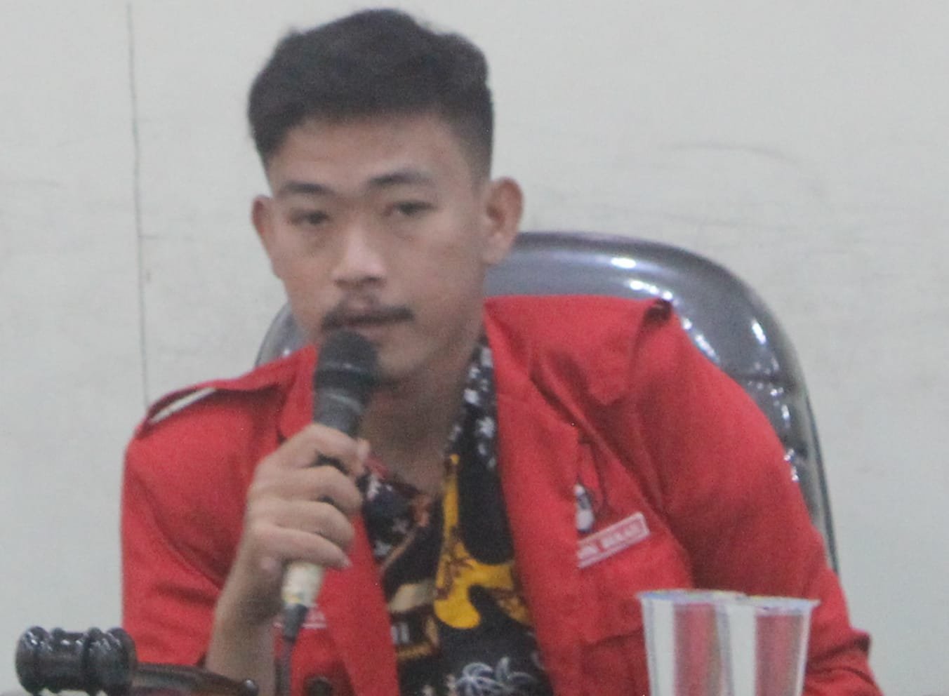 Ketua DPC GMNI Bekasi, Christianto Manurung, menyerukan kader GMNI untuk bersatu melawan penjajahan gaya baru menjelang Kongres XXII di Bandung.